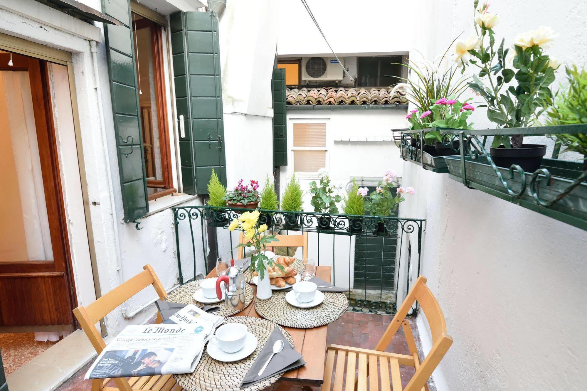 Venice Life Exterior photo
